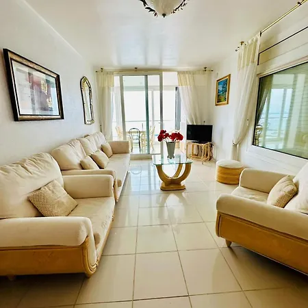 Vistas Puerto Av-58 *
